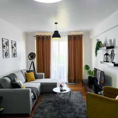 The Pink - Holidays In Madeira Island *