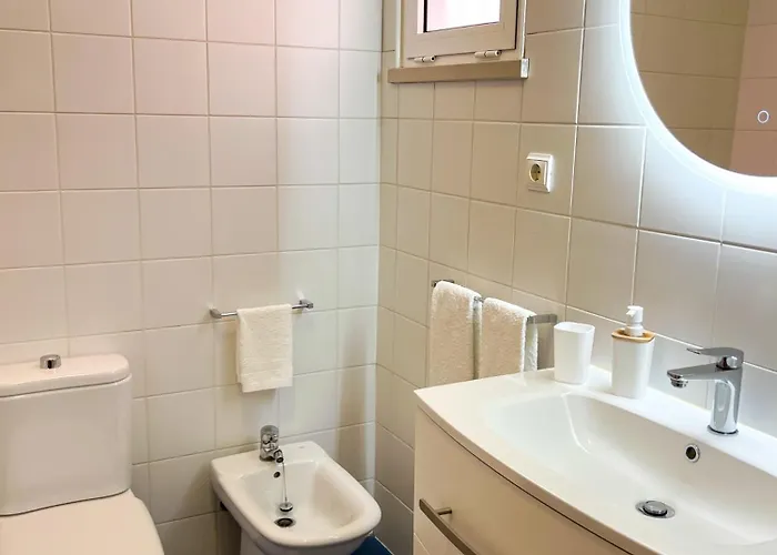 The Pink - Holidays In Madeira Island