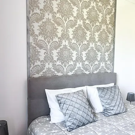 アパート The Pink - Holidays In Madeira Island カニコ