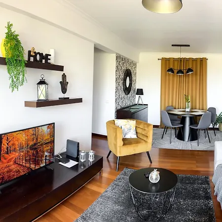 The Pink - Holidays In Madeira Island Apartment