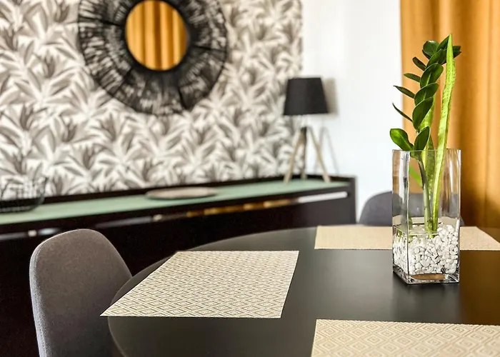 Апартаменты The Pink - Holidays In Madeira Island *