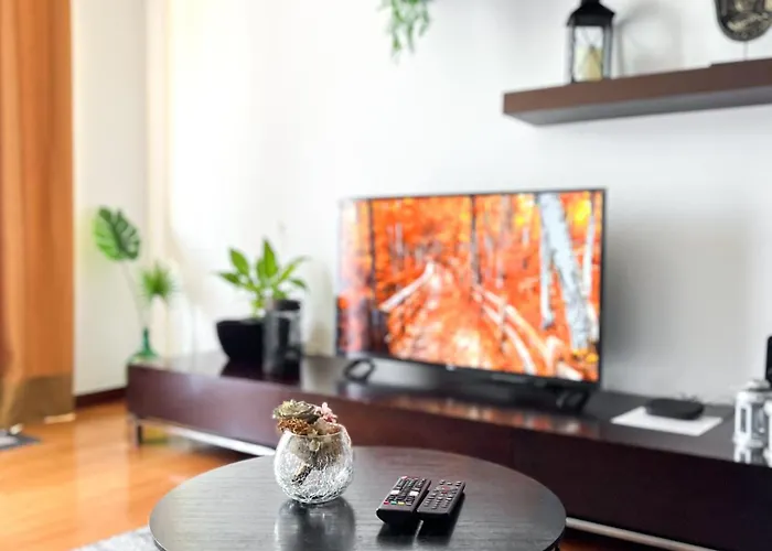 The Pink - Holidays In Madeira Island * קאניקו