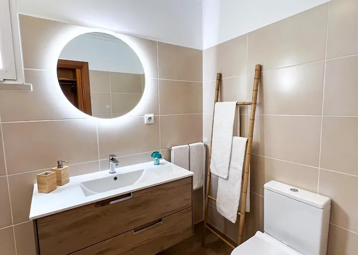 Апартаменты The Pink - Holidays In Madeira Island *