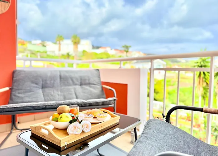 Апартаменты The Pink - Holidays In Madeira Island Канису