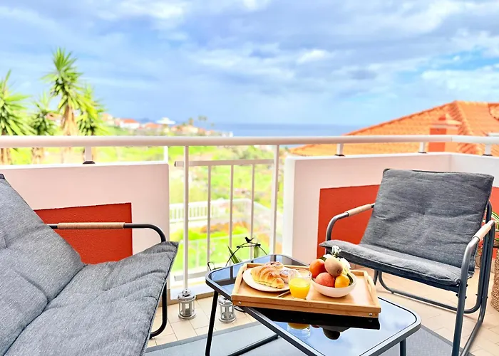 Апартаменты The Pink - Holidays In Madeira Island